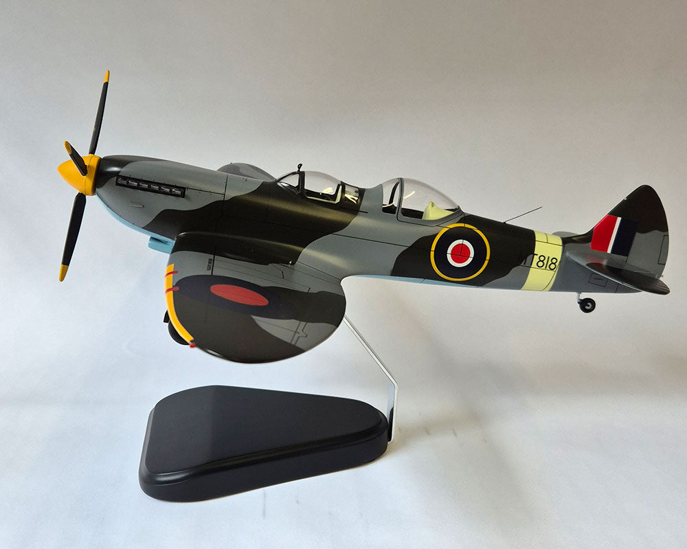 Spitfire Double Canopy TR.9 MT818