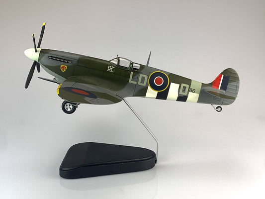 Spitfire MJ586