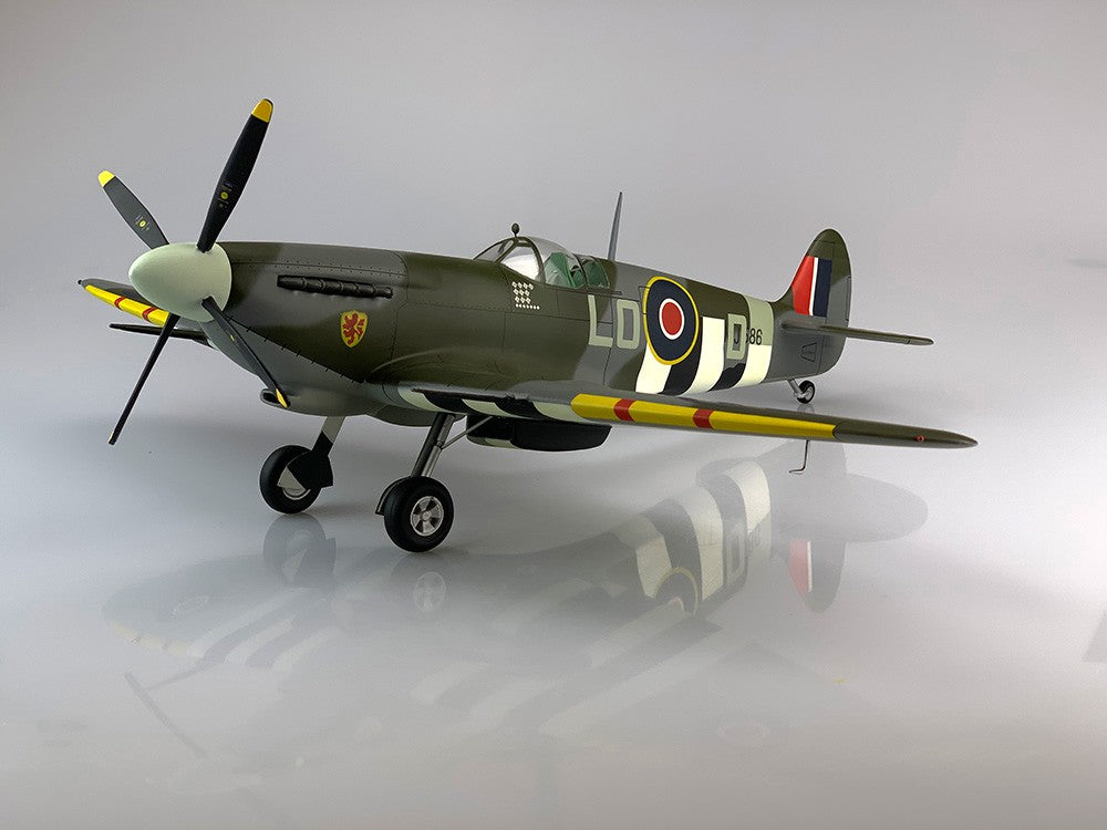 Spitfire MJ586