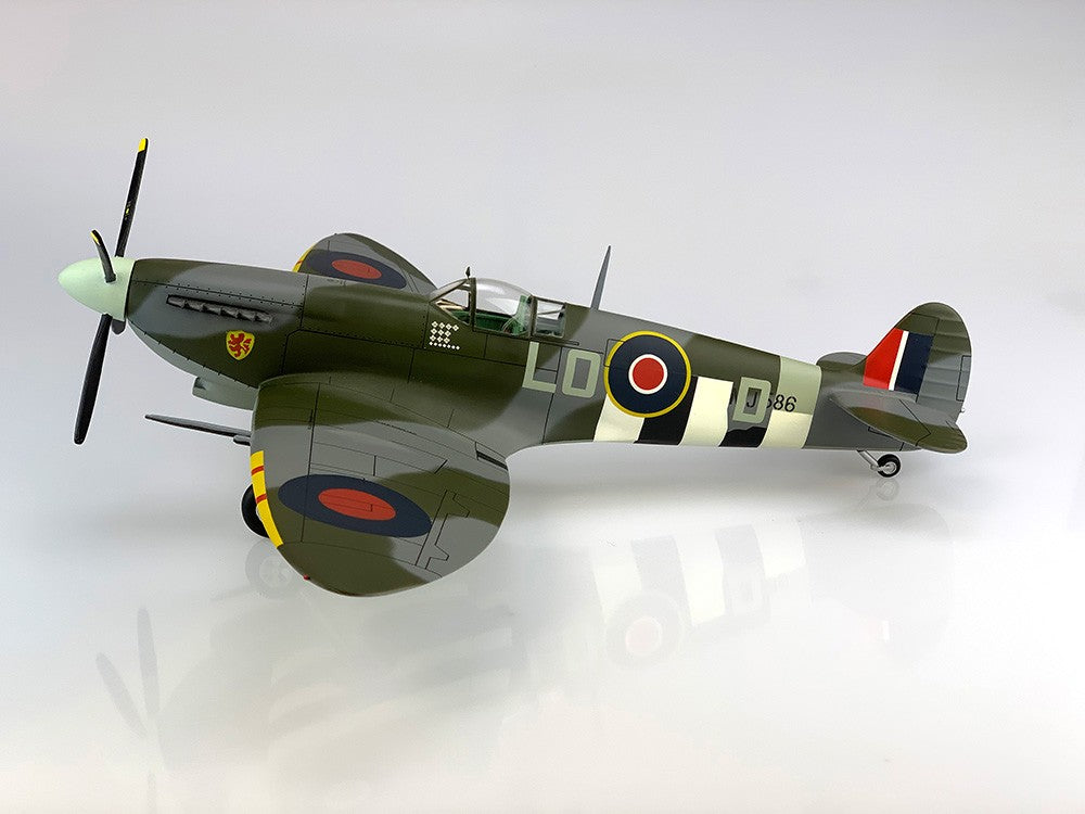 Spitfire MJ586