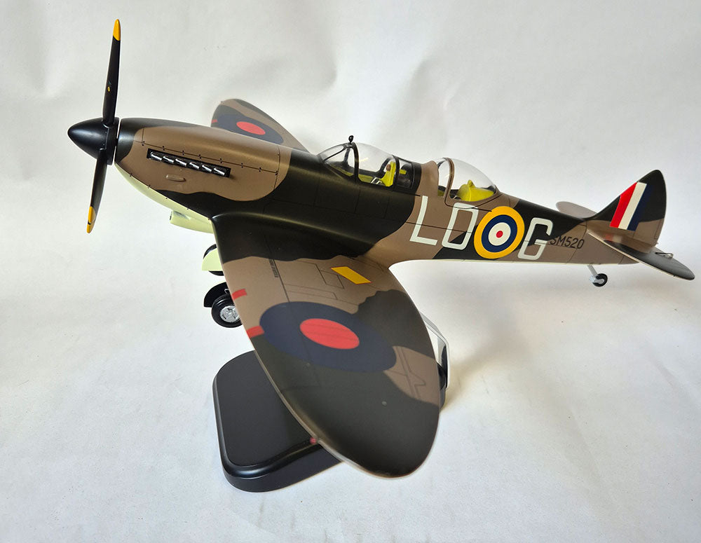 Spitfire Double Canopy TR.9 SM520 LOG