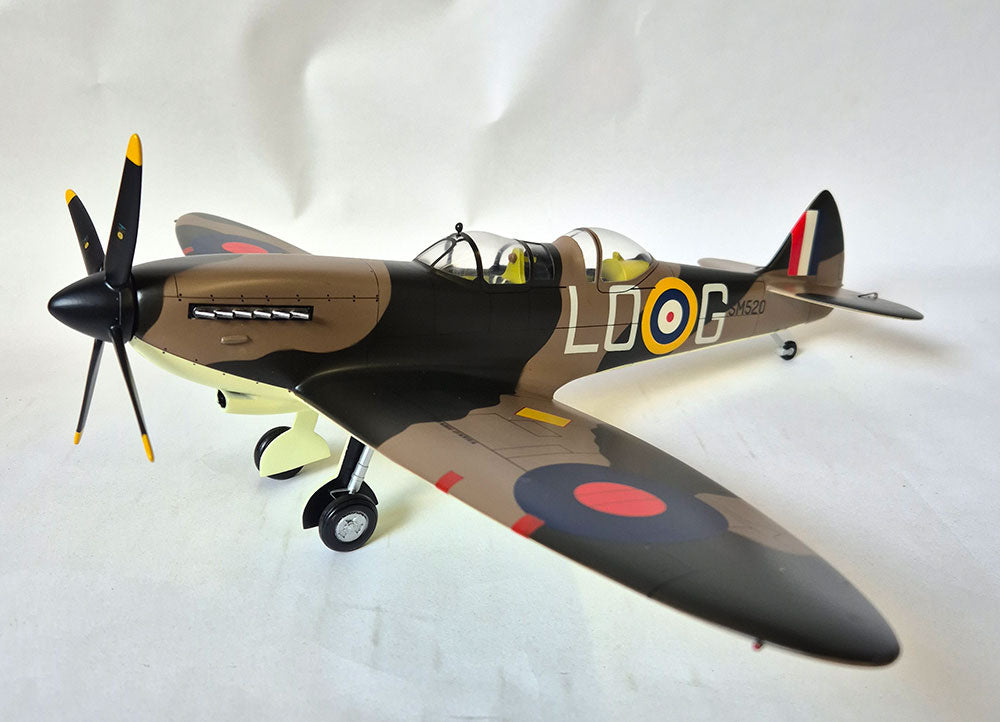 Spitfire Double Canopy TR.9 SM520 LOG